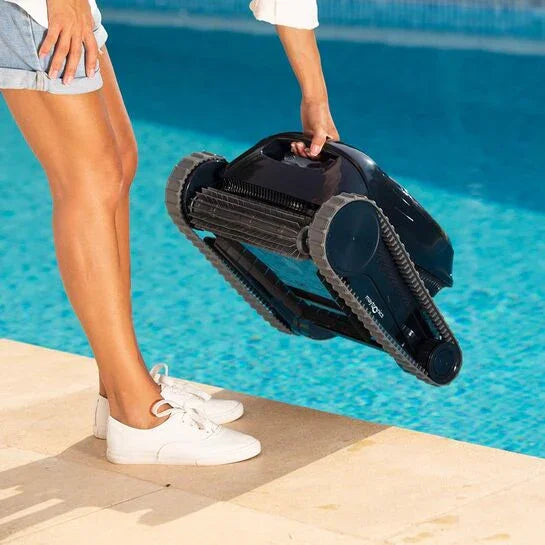 MAYTRONICS ROBOT NETTOYEUR LIBERTY 200 SANS FIL - 99998100-US - Piscines Geyser