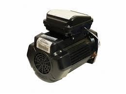 Moteur électrique noir pour pompe de piscine, équipement essentiel d'entretien
