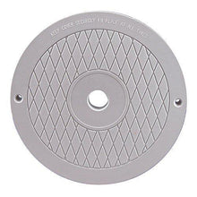 Couvercle de drain rond gris pour piscine, surface antidérapante, trou central visible.