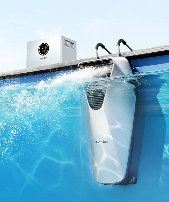 Moov Swim Jet Série X installé au bord d'une piscine hors terre, générant un puissant courant de nage à contre-courant