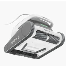 Robot nettoyeur de piscine Hydro 6 sur chenilles, vu en gros plan, pour entretien piscine
