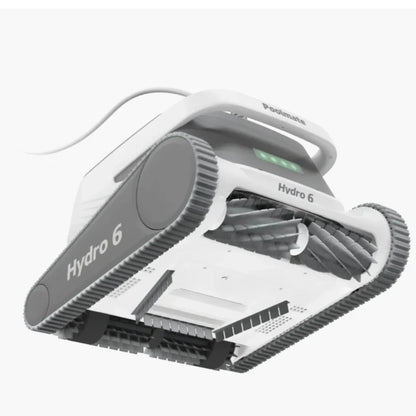 Robot nettoyeur de piscine Hydro 6 sur chenilles, vu en gros plan, pour entretien piscine