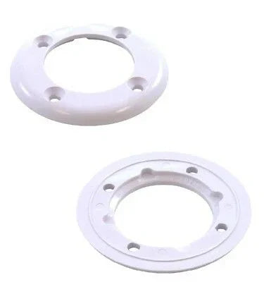 Collerettes blanches en plastique pour piscine, accessoires de montage, vue isolée